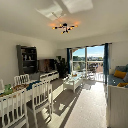 Appartement 2p Piscine - Parking - Vue - *