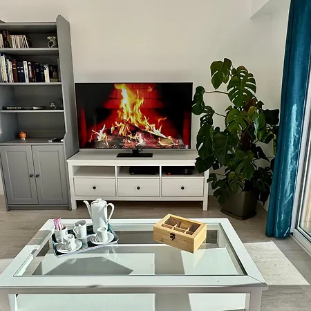 2p Piscine - Parking - Vue - Antibes