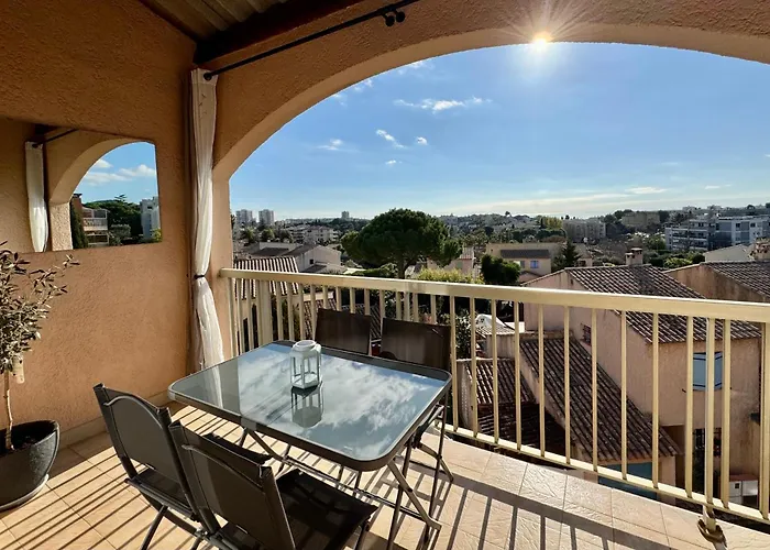 2p Piscine - Parking - Vue - Antibes