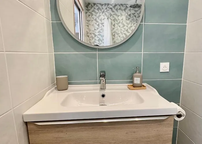 2p Piscine - Parking - Vue - Appartamento Antibes